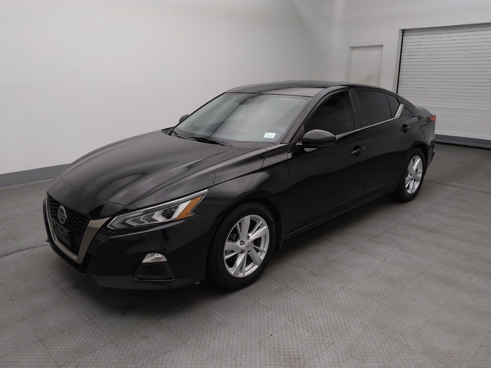 2021 Nissan Altima in Wichita, KS 67207 - 18086624 2