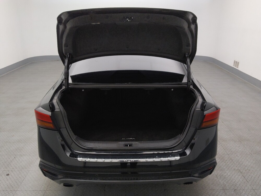 2021 Nissan Altima in Wichita, KS 67207 - 18086624 29