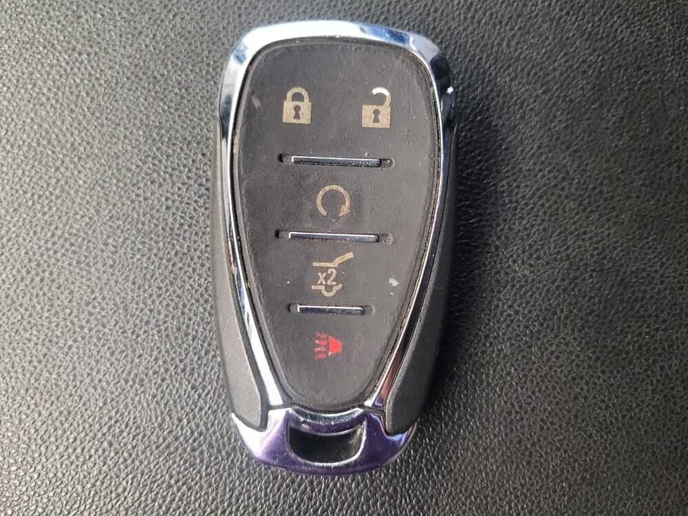 2021 Chevrolet Equinox in Riverside, CA 92504 - 18086625 32