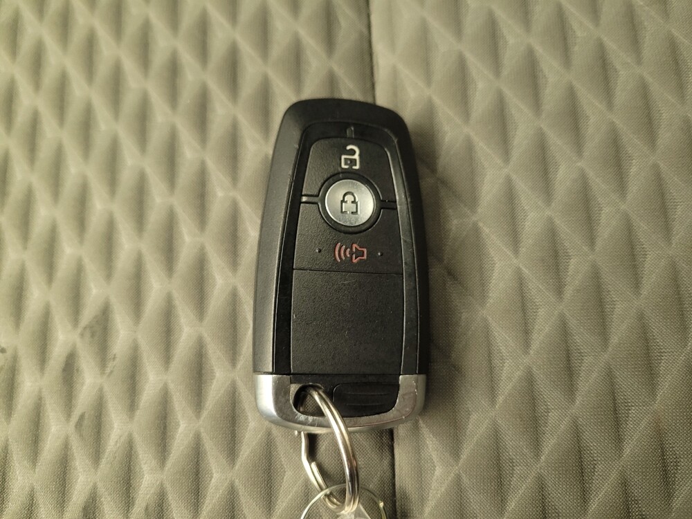 2021 Ford Escape in Maple Heights, OH 44137 - 18086627 32