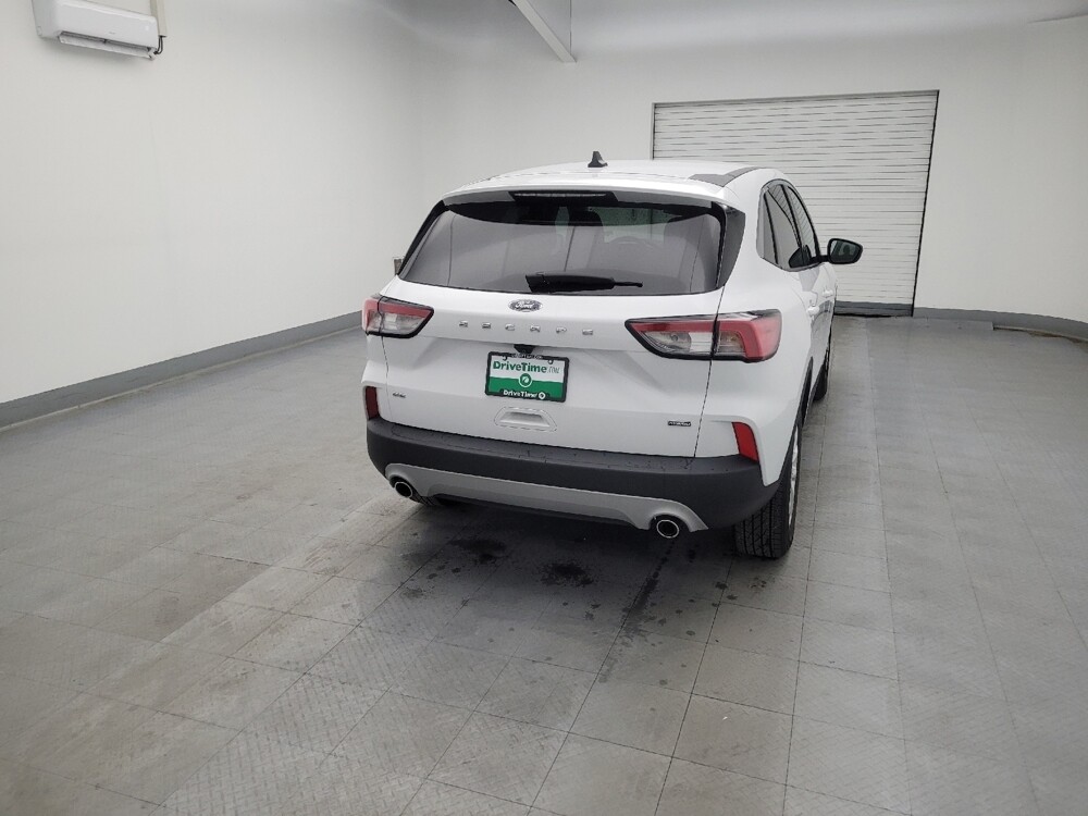 2021 Ford Escape in Maple Heights, OH 44137 - 18086627 7