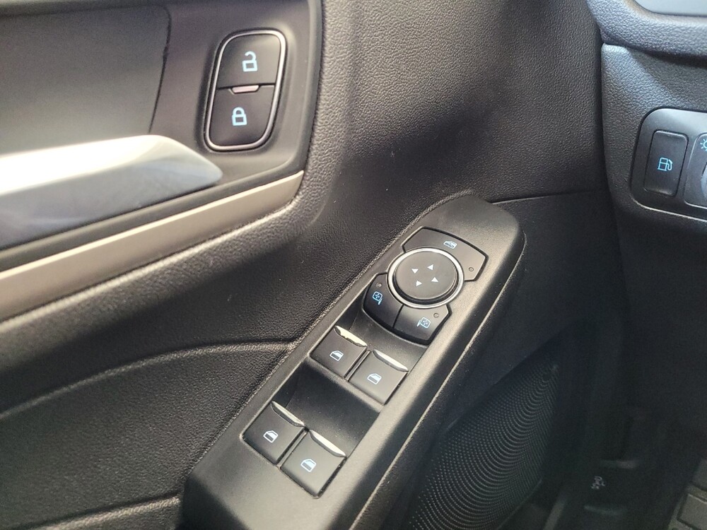 2021 Ford Escape in Maple Heights, OH 44137 - 18086627 27