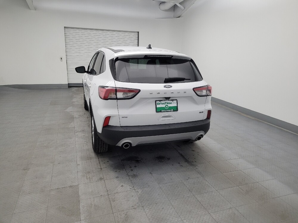 2021 Ford Escape in Maple Heights, OH 44137 - 18086627 6