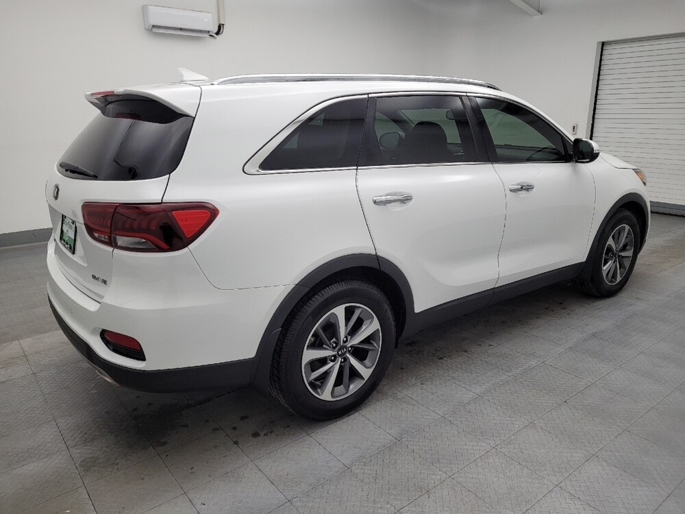 2019 Kia Sorento in Maple Heights, OH 44137 - 18086633 10