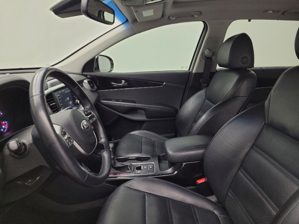 2019 Kia Sorento in Maple Heights, OH 44137 - 18086633 17