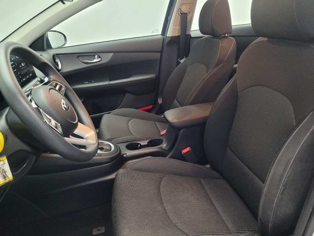 2019 Kia Forte in Macon, GA 31210 - 18086634 17