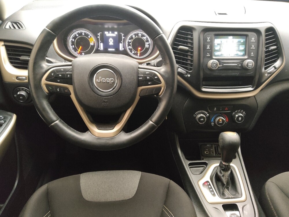 2018 Jeep Cherokee in Houston, TX 77034 - 18086638 22