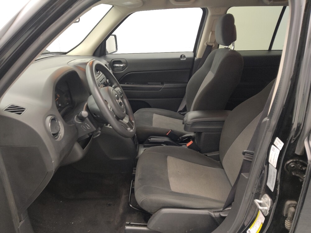 2017 Jeep Patriot in St. Louis, MO 63136 - 18086639 17