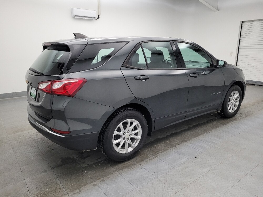 2018 Chevrolet Equinox in Cincinnati, OH 45255 - 18086642 10