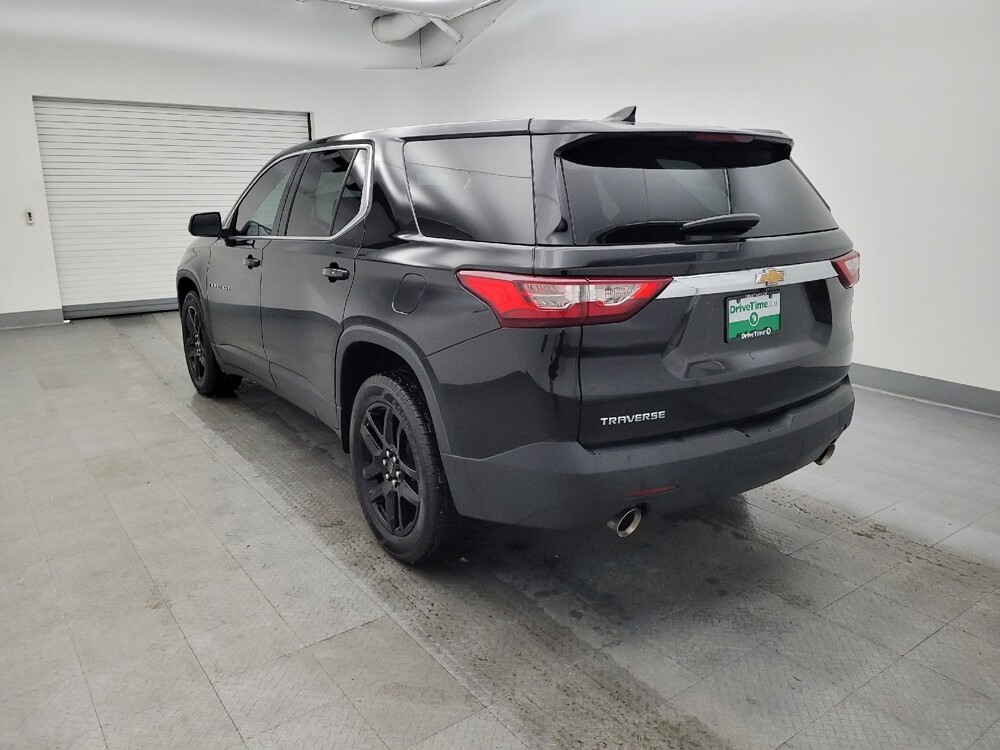 2021 Chevrolet Traverse in Cincinnati, OH 45255 - 18086643 5