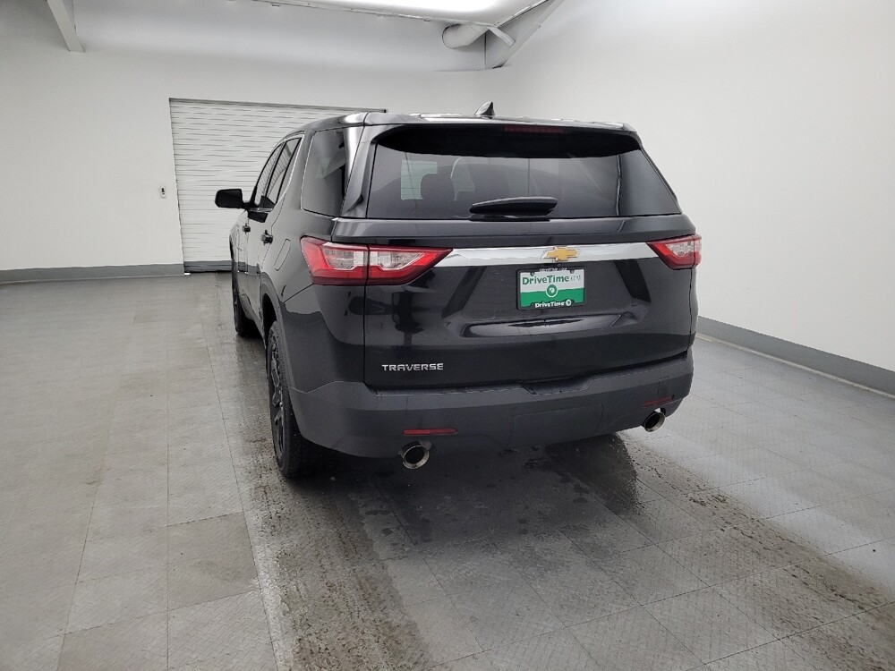 2021 Chevrolet Traverse in Cincinnati, OH 45255 - 18086643 6