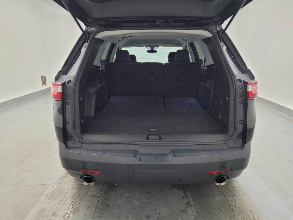 2021 Chevrolet Traverse in Cincinnati, OH 45255 - 18086643 29