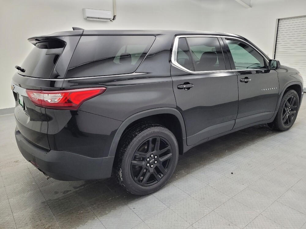 2021 Chevrolet Traverse in Cincinnati, OH 45255 - 18086643 10