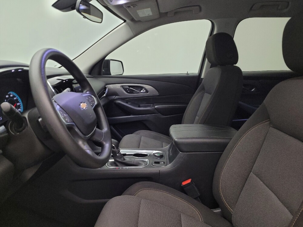 2021 Chevrolet Traverse in Cincinnati, OH 45255 - 18086643 17