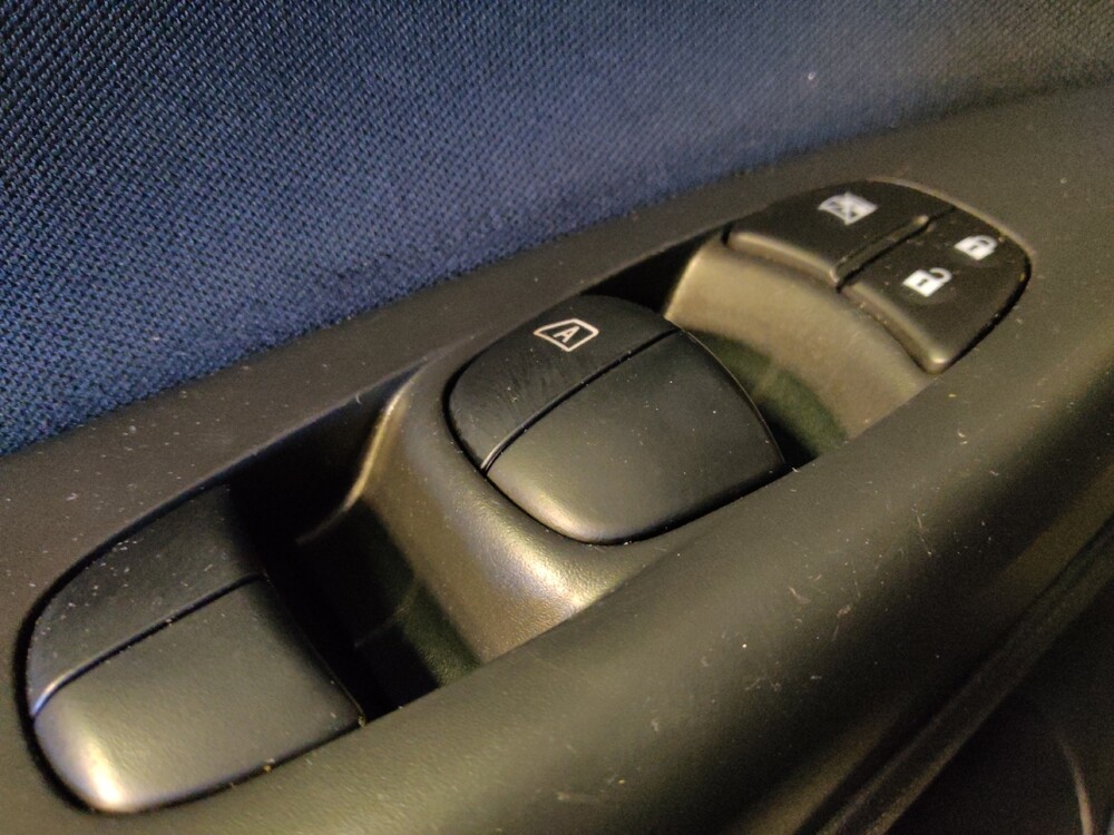 2017 Nissan Sentra in Phoenix, AZ 85015 - 18086645 27