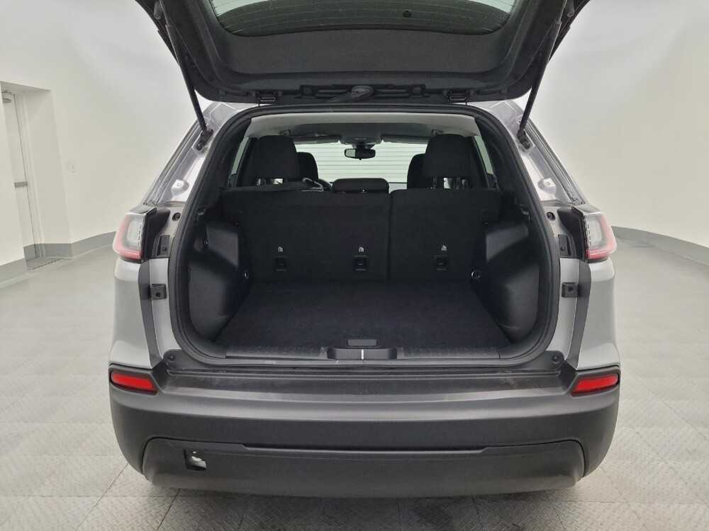 2021 Jeep Cherokee in Phoenix, AZ 85015 - 18086649 29