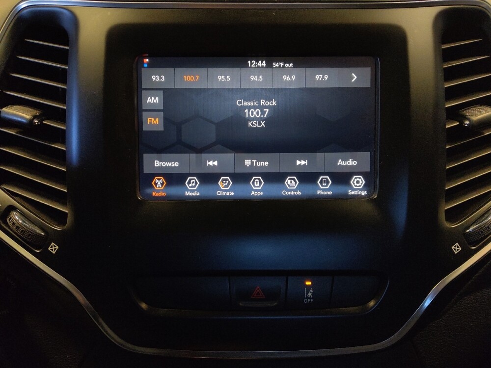 2021 Jeep Cherokee in Phoenix, AZ 85015 - 18086649 25