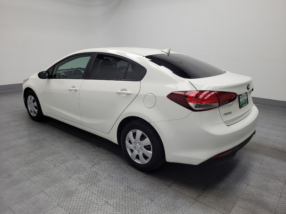 2018 Kia Forte in Las Vegas, NV 89104 - 18086655 3