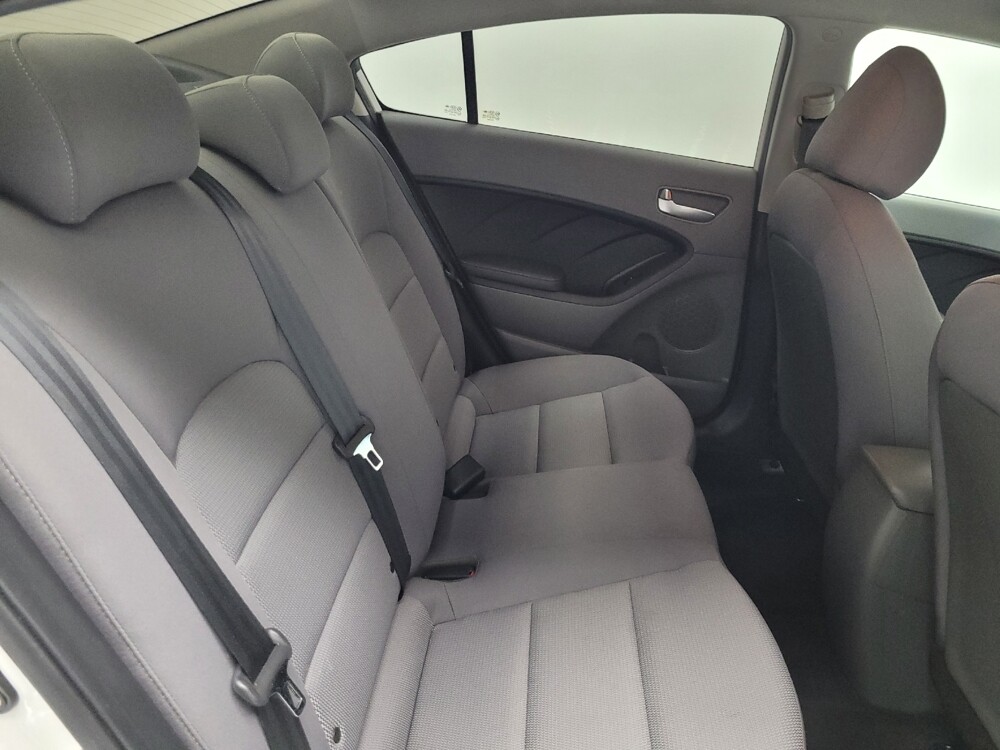 2018 Kia Forte in Las Vegas, NV 89104 - 18086655 19