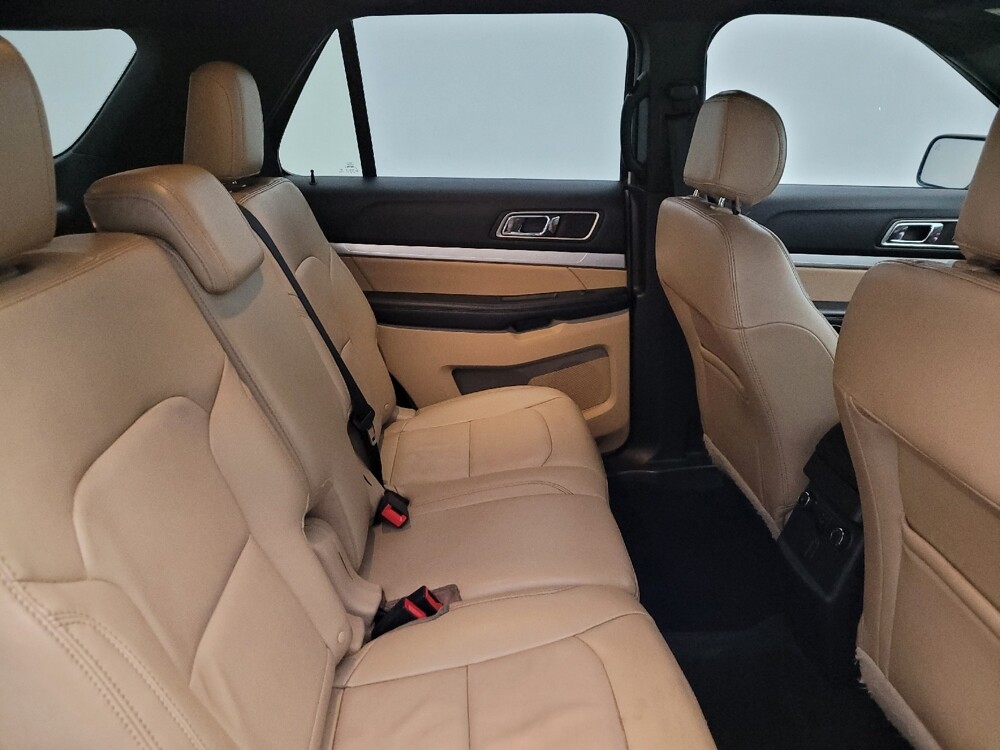 2017 Ford Explorer in Tucson, AZ 85705 - 18086658 19