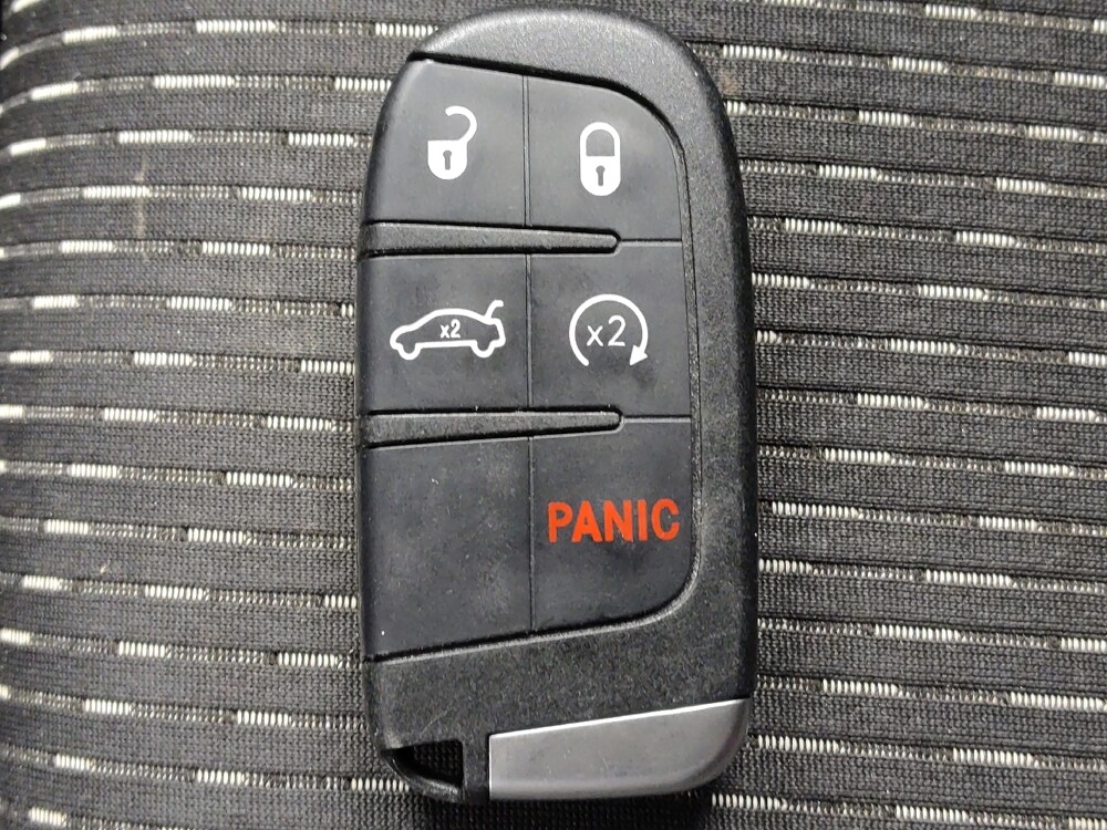 2020 Dodge Journey in Live Oak, TX 78233 - 18086663 32