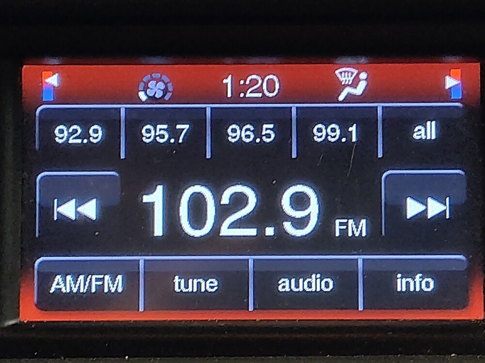 2020 Dodge Journey in Live Oak, TX 78233 - 18086663 25