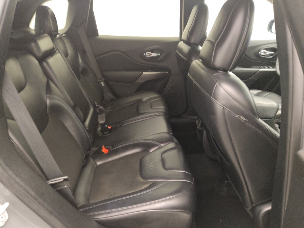 2020 Jeep Cherokee in Houston, TX 77034 - 18086664 19