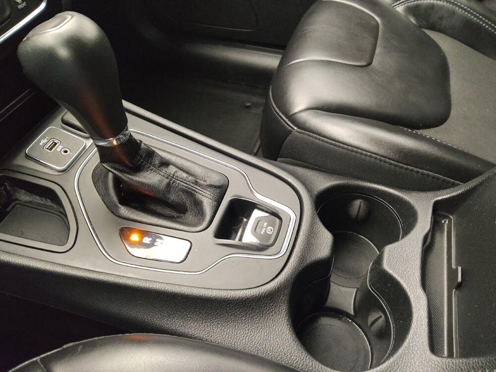 2020 Jeep Cherokee in Houston, TX 77034 - 18086664 26