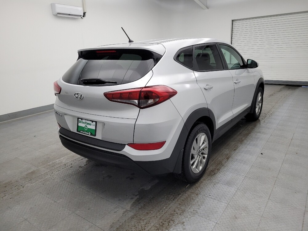 2018 Hyundai Tucson in Maple Heights, OH 44137 - 18086665 9