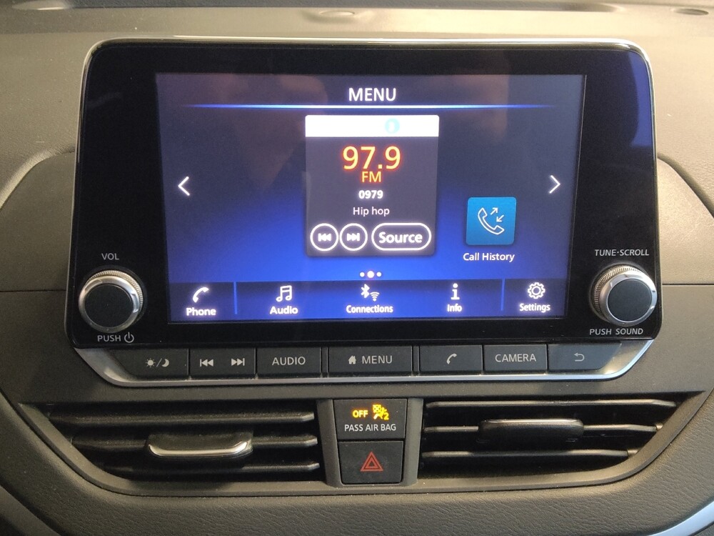 2021 Nissan Altima in Houston, TX 77060 - 18086670 25