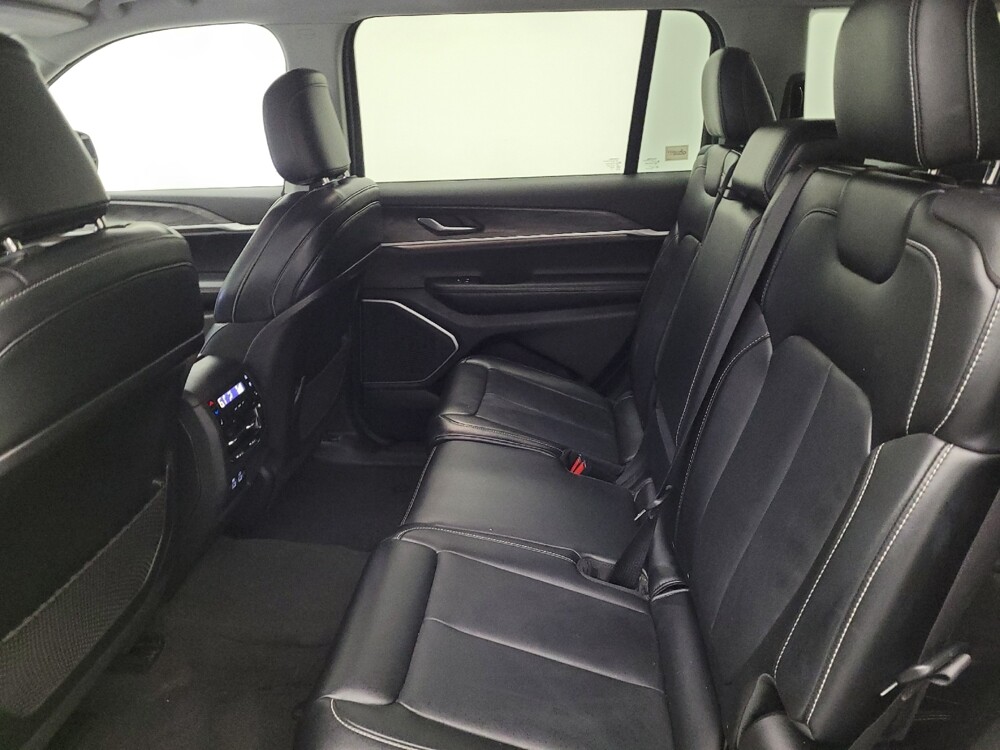 2021 Jeep Grand Cherokee L in Cincinnati, OH 45255 - 18086672 18