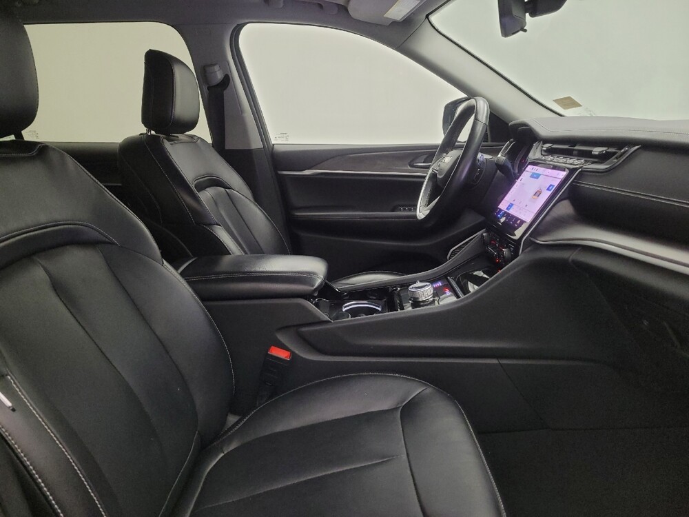 2021 Jeep Grand Cherokee L in Maple Heights, OH 44137 - 18086673 21