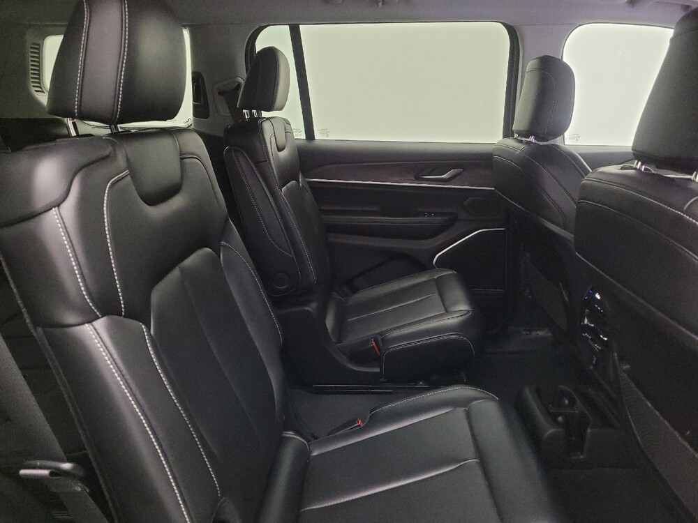 2021 Jeep Grand Cherokee L in Maple Heights, OH 44137 - 18086673 19