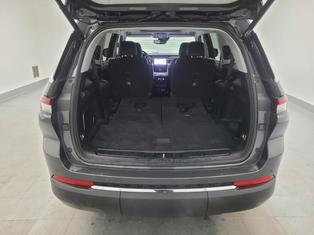 2021 Jeep Grand Cherokee L in Maple Heights, OH 44137 - 18086673 29