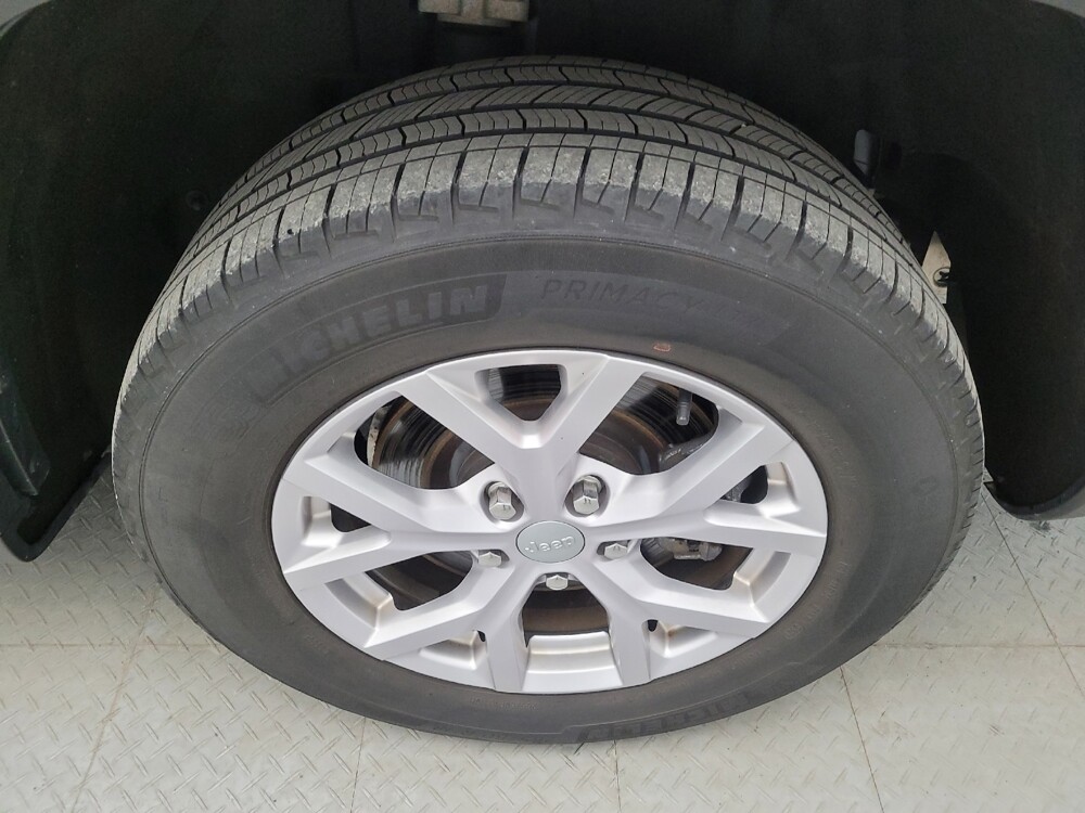 2021 Jeep Grand Cherokee L in Maple Heights, OH 44137 - 18086673 31