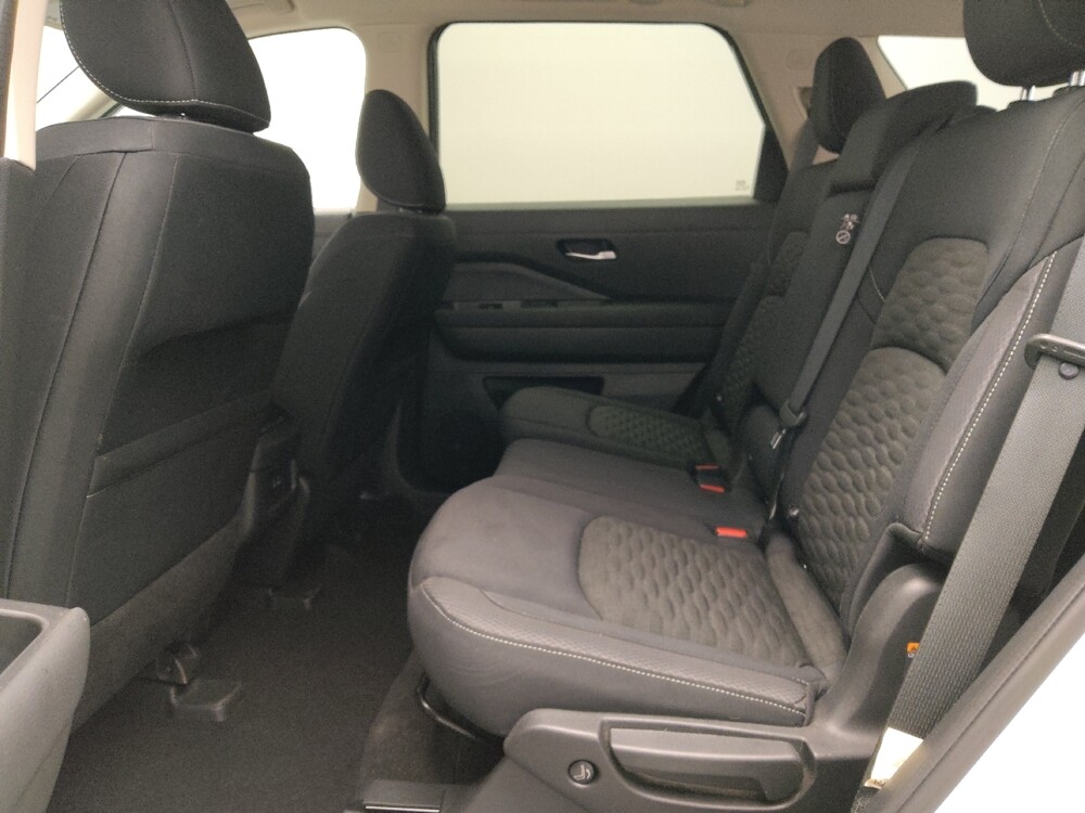 2022 Nissan Pathfinder in El Paso, TX 79907 - 18086674 18