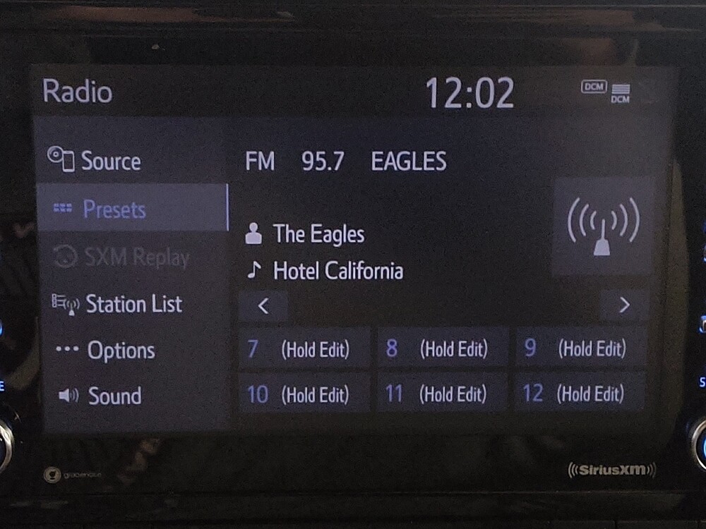 2022 Toyota Highlander in Houston, TX 77060 - 18086676 25