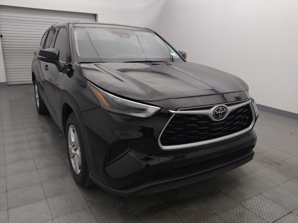 2022 Toyota Highlander in Houston, TX 77060 - 18086676 14