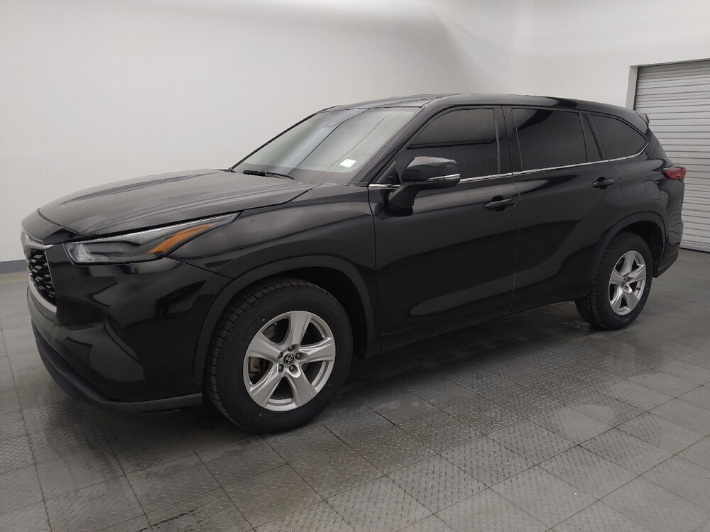 2022 Toyota Highlander in Houston, TX 77060 - 18086676 2