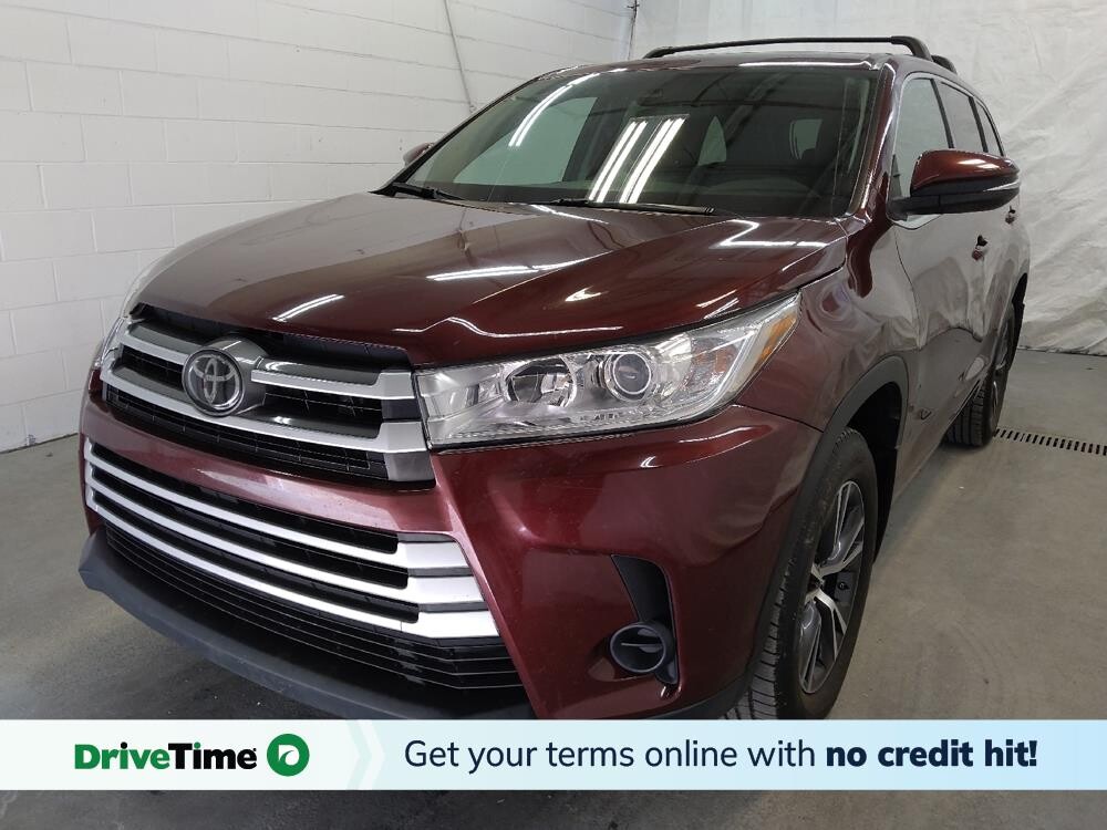 2017 Toyota Highlander in Fairfield, OH 45014 - 18086679