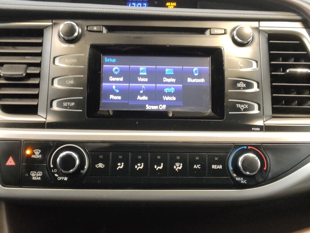 2017 Toyota Highlander in Fairfield, OH 45014 - 18086679 25