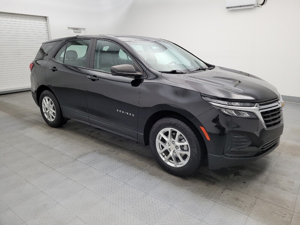 2022 Chevrolet Equinox in Maple Heights, OH 44137 - 18086681 11