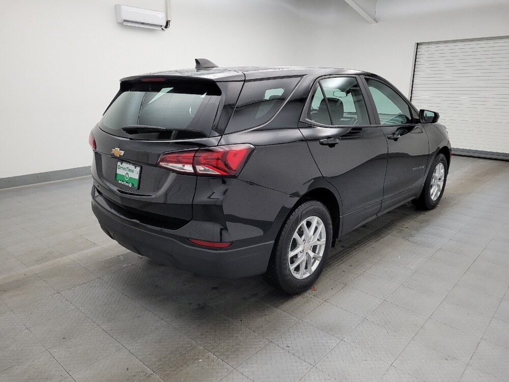 2022 Chevrolet Equinox in Maple Heights, OH 44137 - 18086681 9
