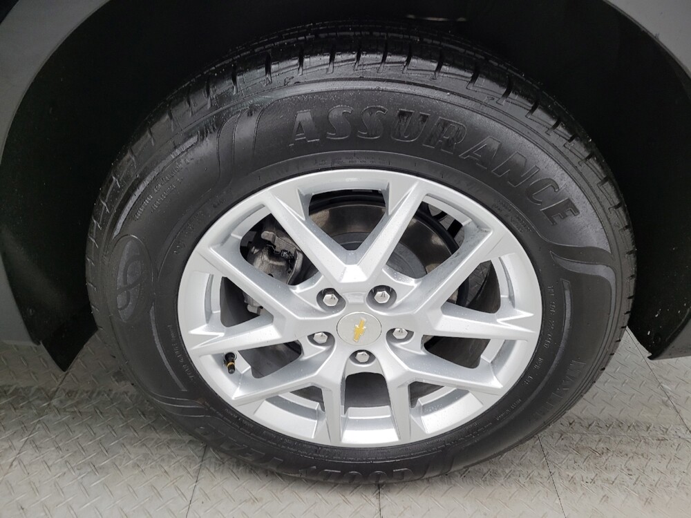 2022 Chevrolet Equinox in Maple Heights, OH 44137 - 18086681 31