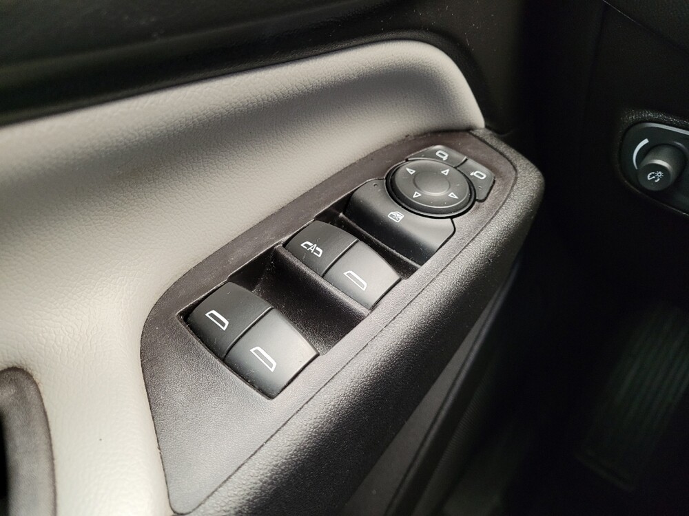 2022 Chevrolet Equinox in Maple Heights, OH 44137 - 18086681 27