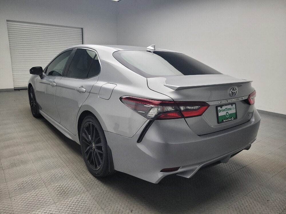 2021 Toyota Camry in Indianapolis, IN 46222 - 18086692 5