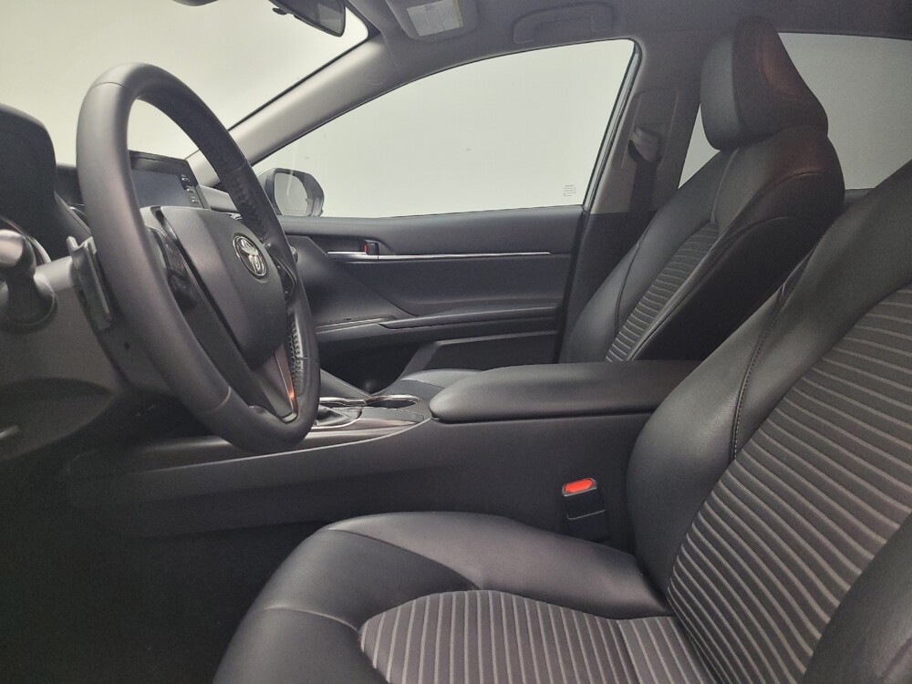 2021 Toyota Camry in Indianapolis, IN 46222 - 18086692 17