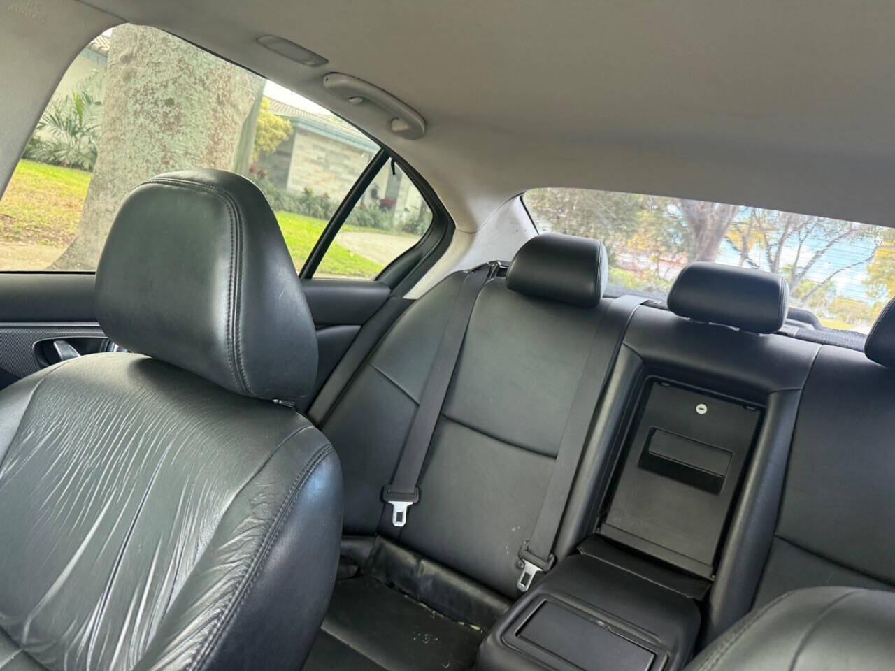 2015 INFINITI Q50 in Hollywood, FL 33023-1906 - 18086706 4