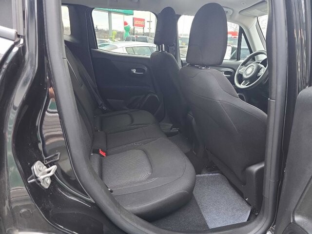 2020 Jeep Renegade in Knoxville, TN 37912 - 18086709 10