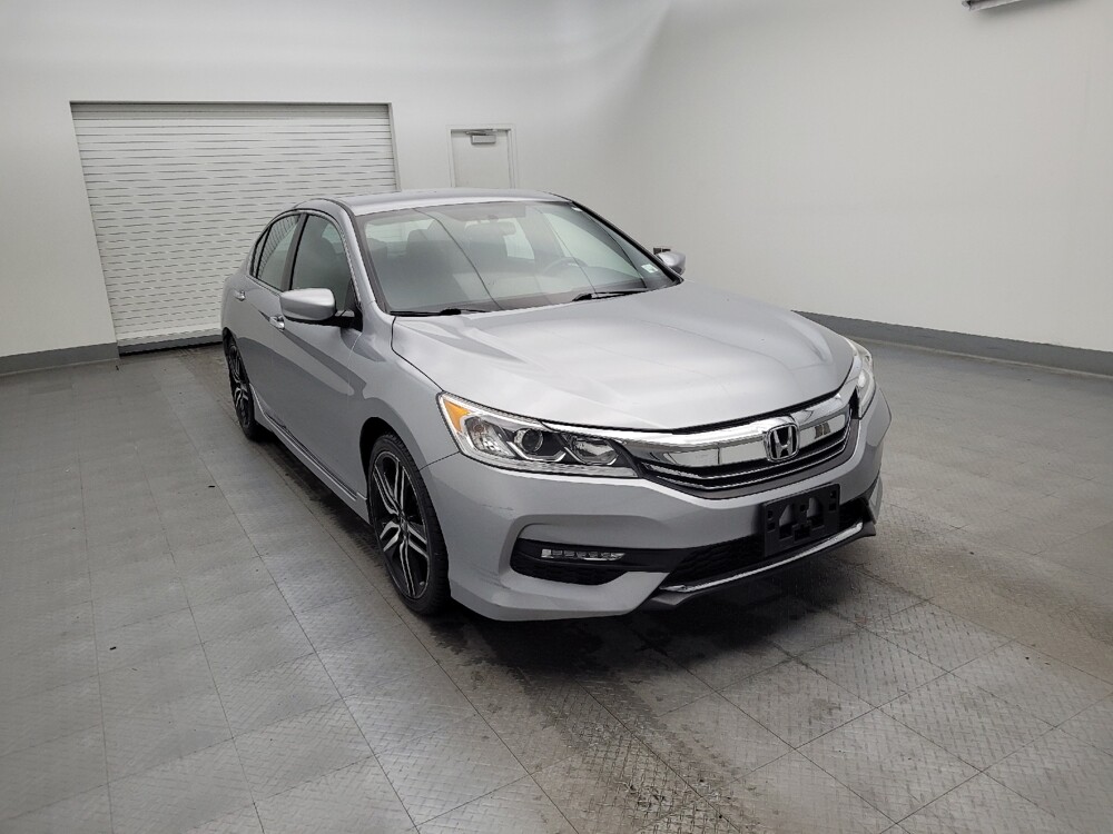 2017 Honda Accord in Columbus, OH 43228 - 18086711 13